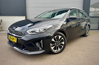 Kia Ceed / PHEV / Apple Carplay / Adapt Cruise