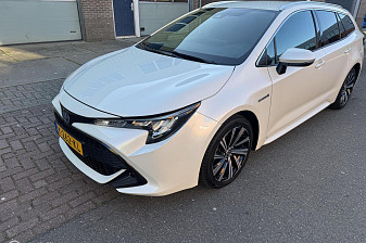 Toyota Corolla Touring Sports 1.8 Hybrid Business+ All-in