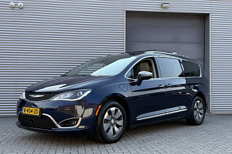 Chrysler Pacifica 3.6 V6 Hybrid I PHEV I Aut. I 7 Pers. I Pano.dak I Leder I Carplay