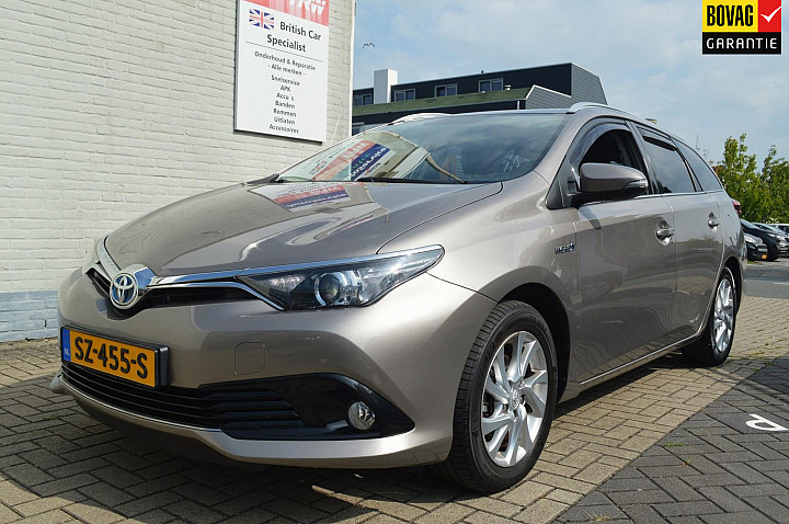 Toyota Auris Touring Sports 1.8 Hybrid Dynamic Automaat / BOVAG RIJKLAARPRIJS