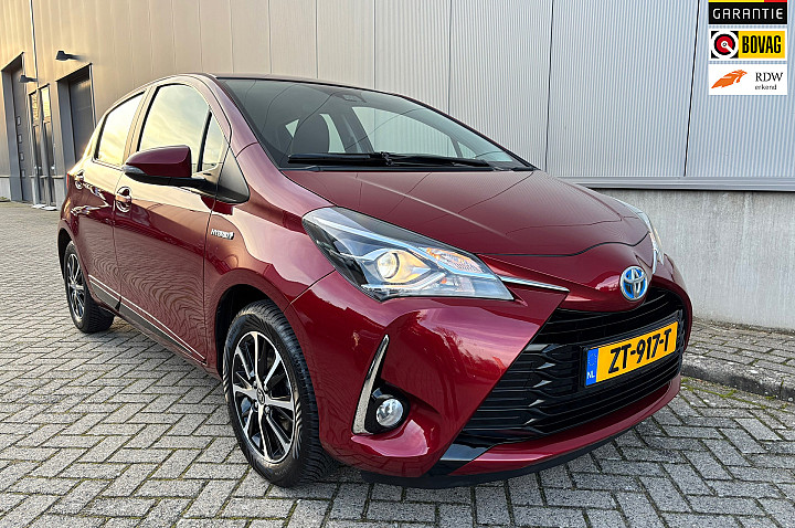 Toyota Yaris 1.5 Hybrid Design Sport / Camera / Stoelverwarming