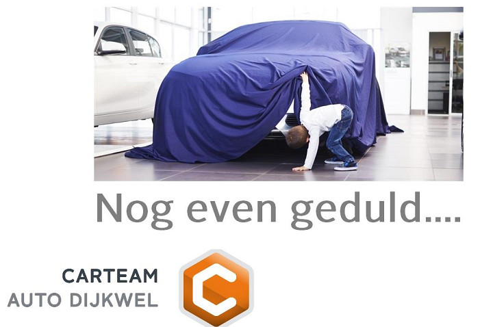 Toyota Yaris 1.5 Full Hybrid Dynamic AUTOMAAT, Camera, Panoramadak, Navigatie