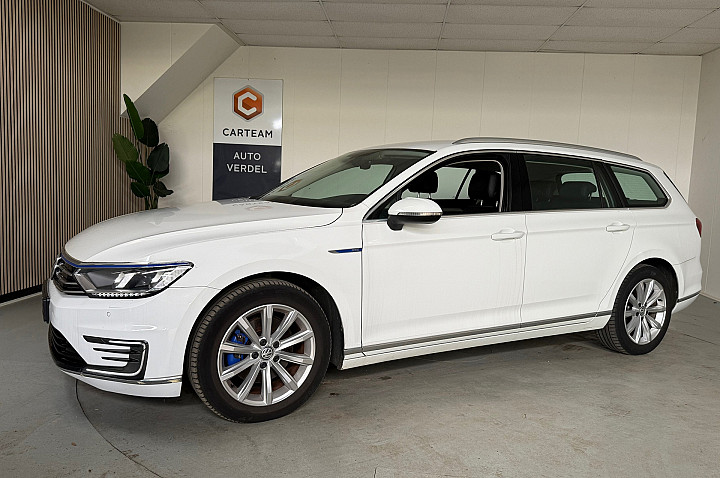 Volkswagen Passat Variant 1.4 TSI GTE Airco, LMV, Trekhaak, Navigatie, Automaat, Half leder