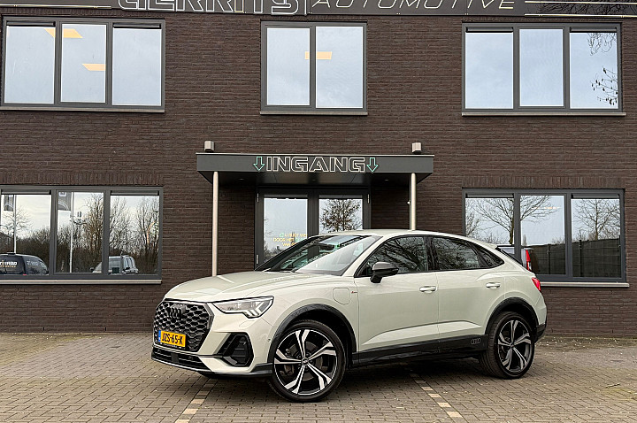 Audi Q3 SPORTBACK 45 TFSI e S-line Edition one